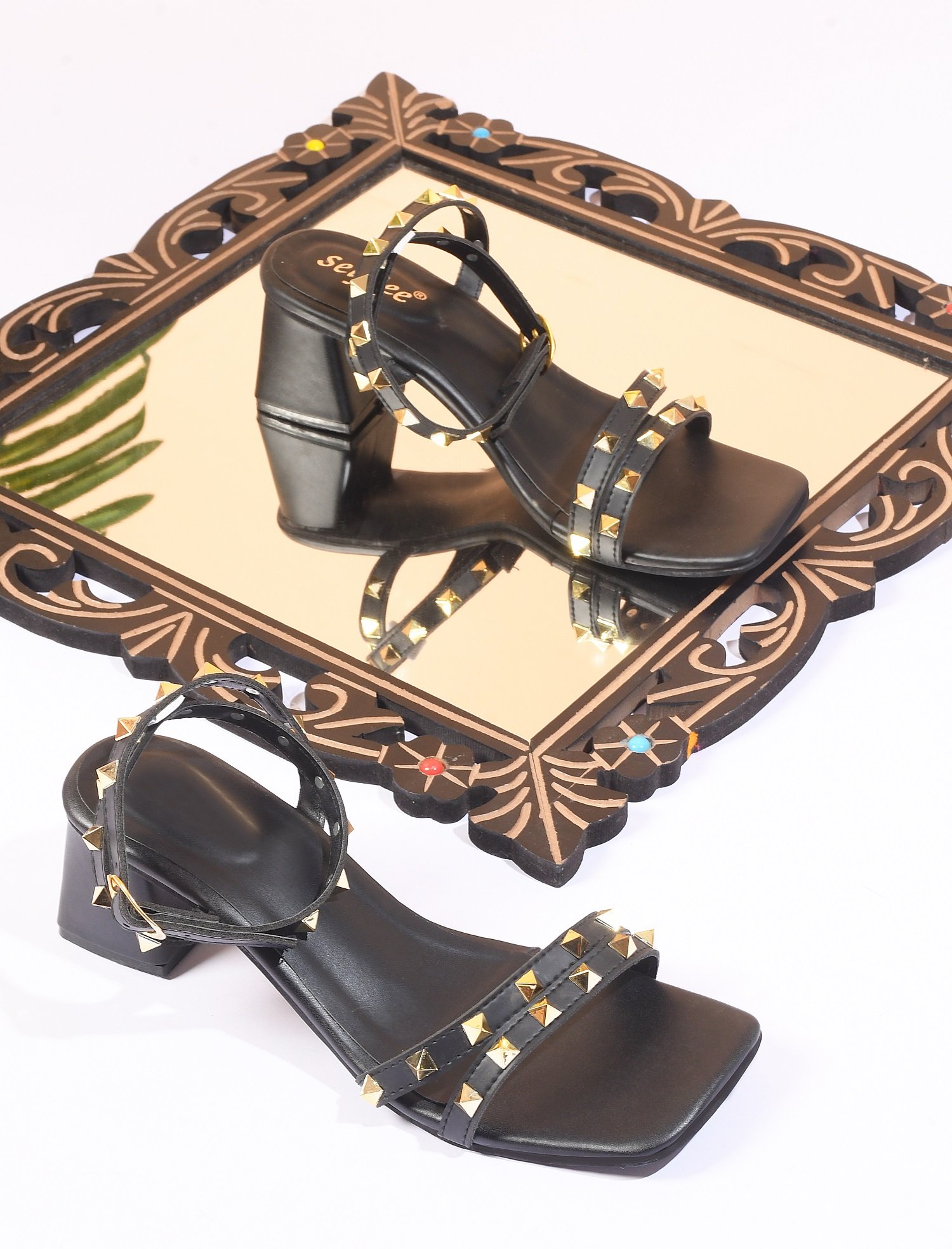 Casual Sandal for Jeans
