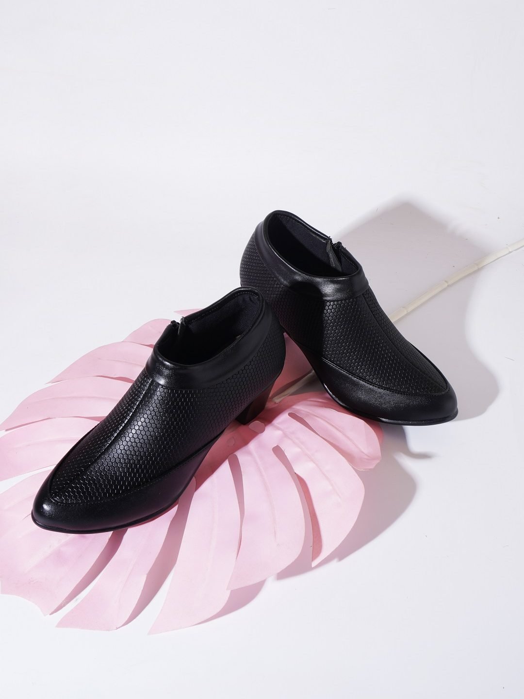 BOOT 14-BLACK (3)