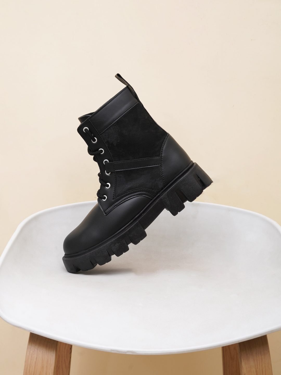 Boot 040-blk (7)